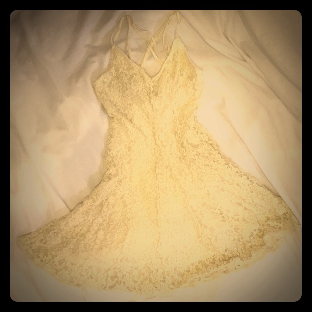 Cream lacy dress!